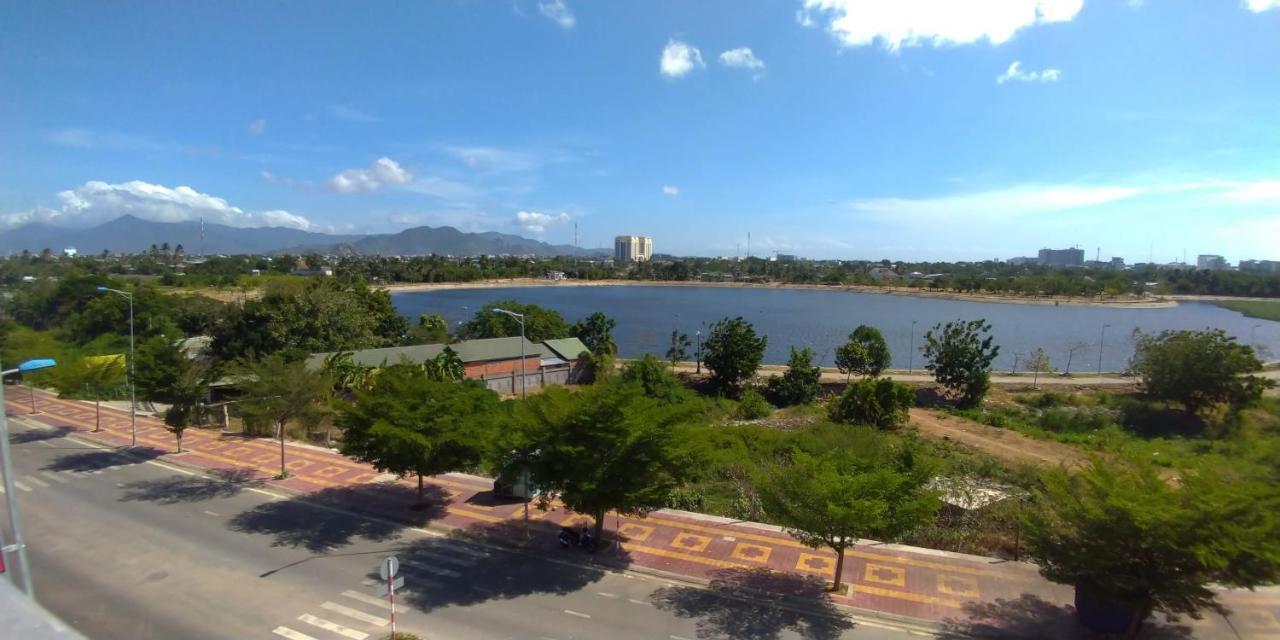Khach San Anh Dong Hotel Phan Rang Buitenkant foto